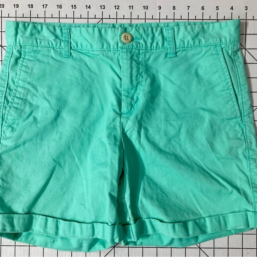 Khakis by GAP Women’s Size 4 Seafoam Green‎ Girlfriend 6 Inch Shorts